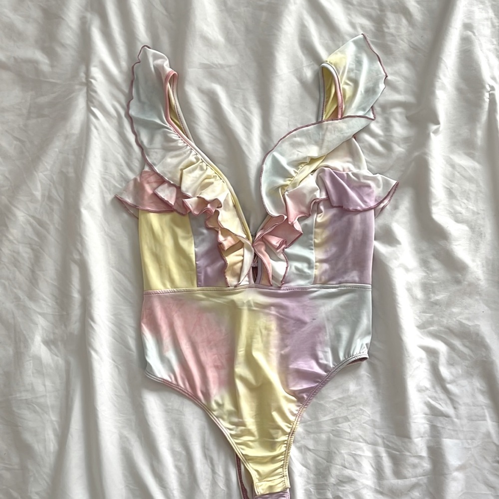 Signature8 TieDye Low V-neck Body Suit